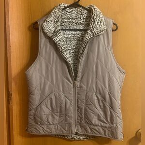 Thread & Supply Gray Sherpa Lined Vest Size Large